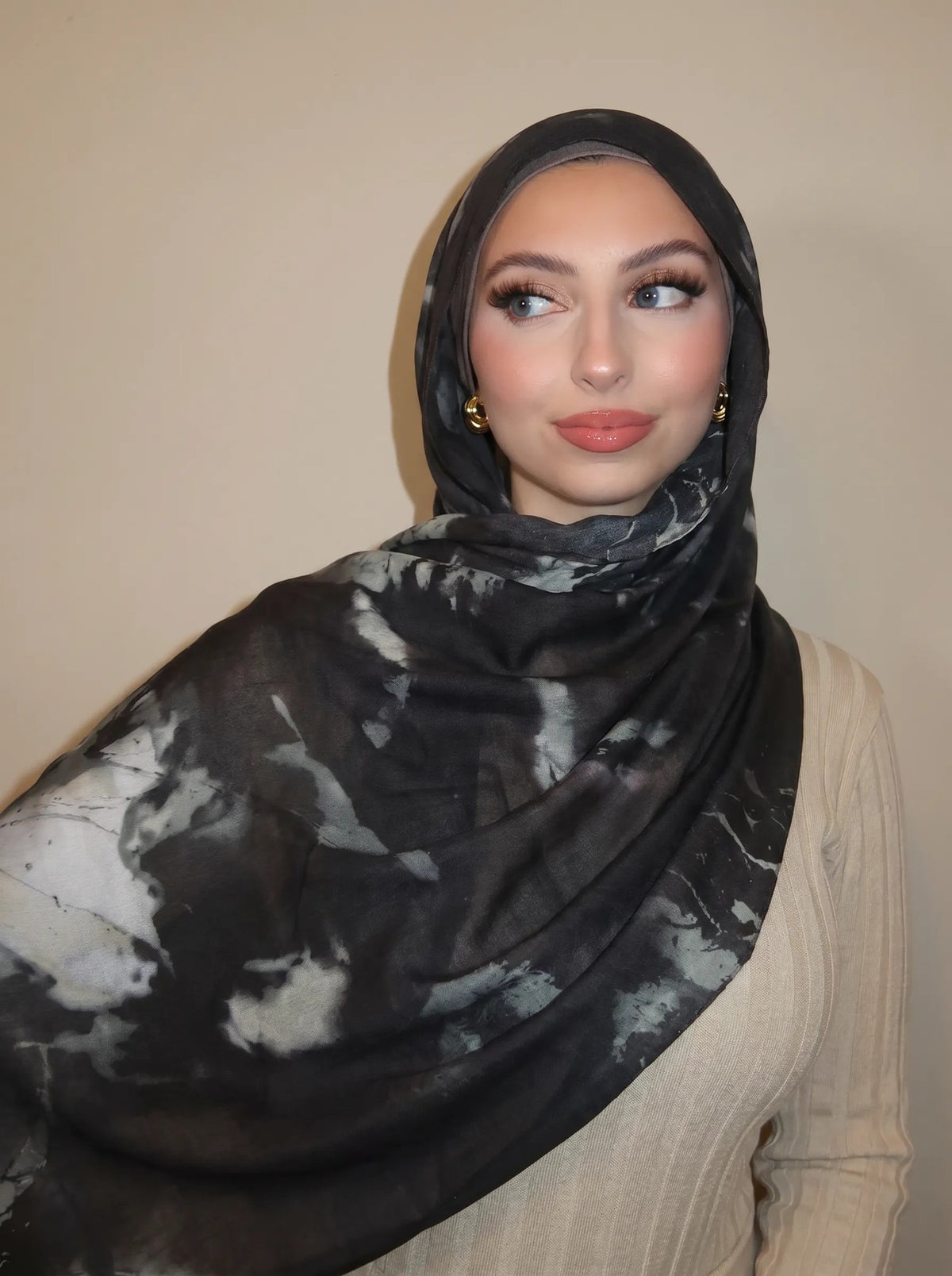OLIVA Mosaic Print Scarf